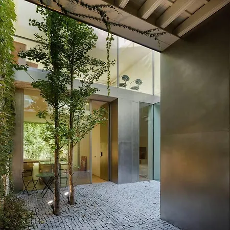 Luxe Vanguard & History, Top Pool. Inner Sanctum Holiday home Seville