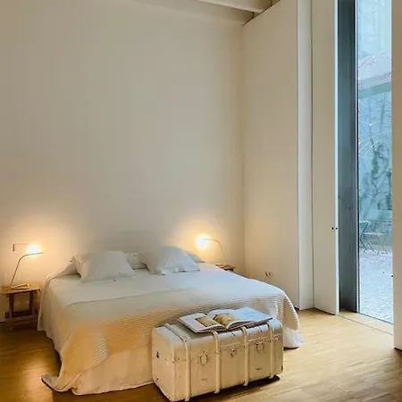 Luxe Vanguard & History, Top Pool. Inner Sanctum Seville